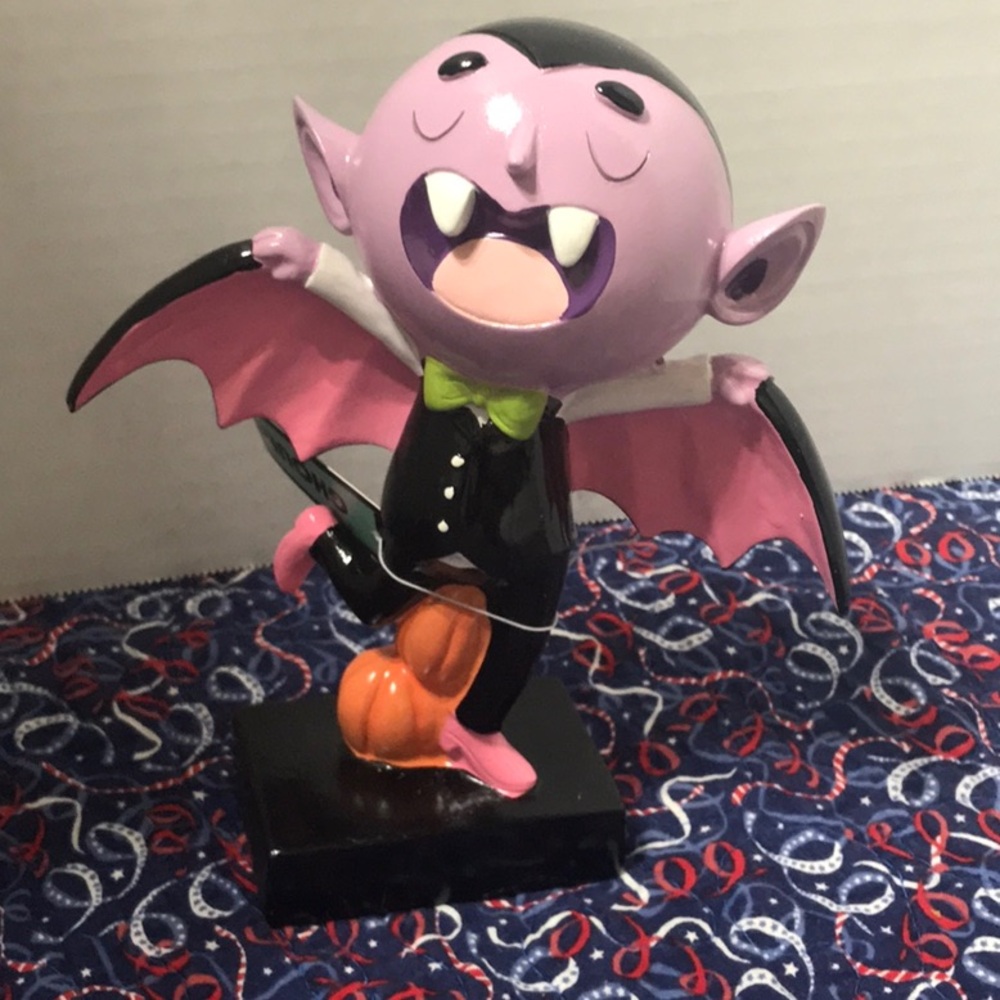 Ghoulish vampire